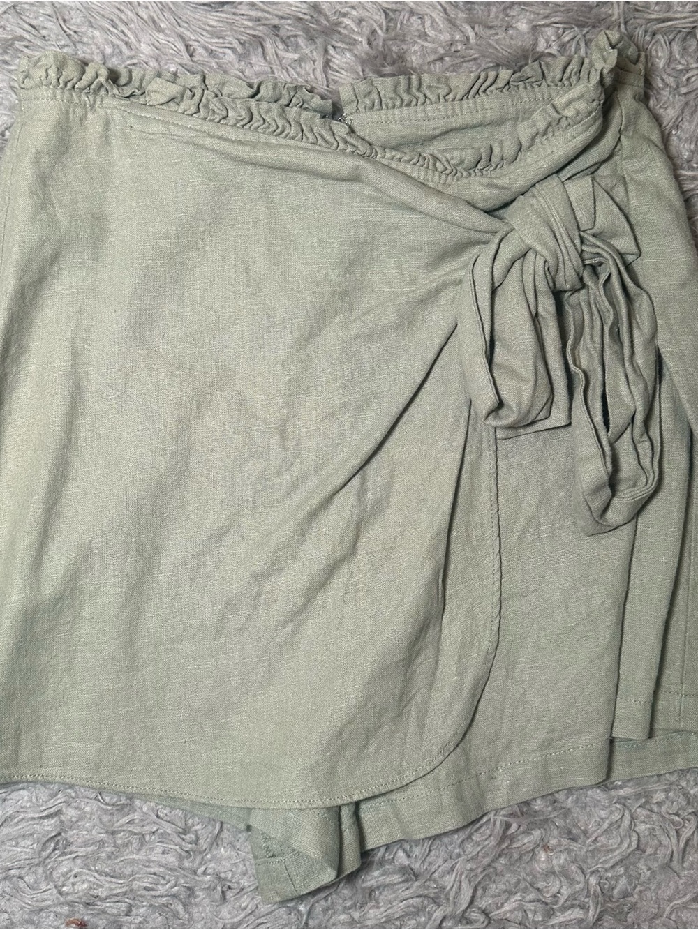 Versona Modern Women’s Olive Green Ruffle Wrap Skort Size 10 Tie Front